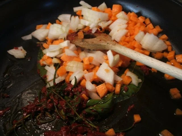 Soßen: Rote Soße - nicht nur aus Tomaten ;-) - Rezept - Bild Nr. 5