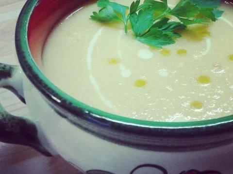 Kohlrabi-Cremesuppe mit Trüffelöl - Rezept