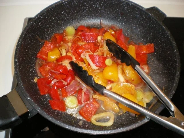 Paprika Lauch Zwiebel Soße - Rezept - Bild Nr. 5