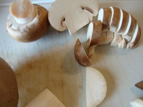 Rezept: Pilz-Maronensüppchen Bild Nr. 7 Pilz-Maronensüppchen - Rezept - Bild Nr. 7