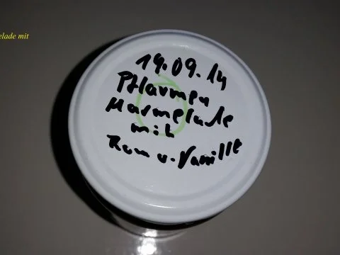 Rezept: Eingemachtes: Pflaumenmarmelade mit einem hauch von Vanille und Rum Bild Nr. 6 Eingemachtes: Pflaumenmarmelade mit einem hauch von Vanille und Rum - Rezept - Bild Nr. 6