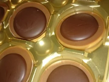 Rezept: Toffifee in Blätterteig Bild Nr. 2 Toffifee in Blätterteig - Rezept - Bild Nr. 2