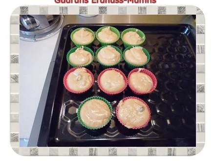 Rezept: Muffins: Erdnussmuffins Bild Nr. 11 Muffins: Erdnussmuffins - Rezept - Bild Nr. 11