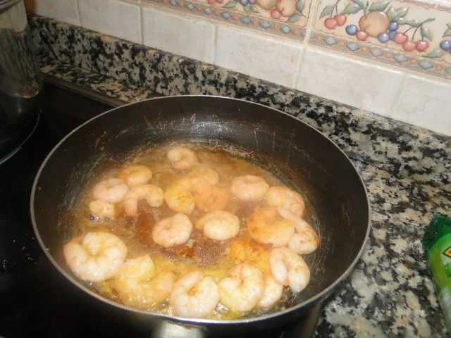 Rezept: Spaghetti mit Miesmuschel und frischen Tintenfischringen und Garnelen, alles frisch, mit Bild Nr. 9 Spaghetti mit Miesmuschel und frischen Tintenfischringen und Garnelen, alles frisch, mit - Rezept - Bild Nr. 9