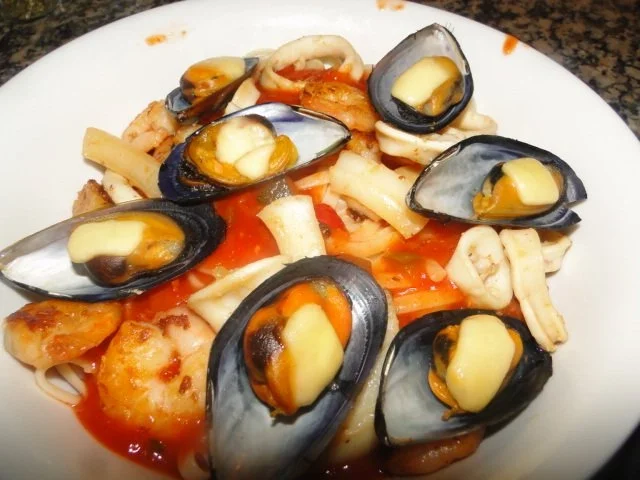 Rezept: Spaghetti mit Miesmuschel und frischen Tintenfischringen und Garnelen, alles frisch, mit Bild Nr. 13 Spaghetti mit Miesmuschel und frischen Tintenfischringen und Garnelen, alles frisch, mit - Rezept - Bild Nr. 13