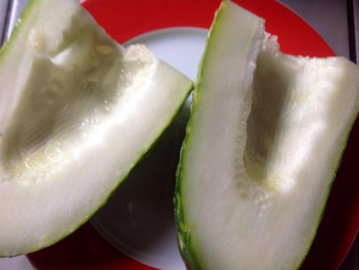 Schmorgurken Paprikapfanne mit Schafskäse - einfach - 50 kcal/100g