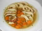 Schnelle Pfannkuchensuppe mit Möhren - Rezept