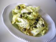 Grüner Salat mit Kapern Senf Vinaigrette - Rezept