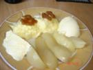 Grießnockerl mit Birnenschnitz und Vanilleeis - Rezept