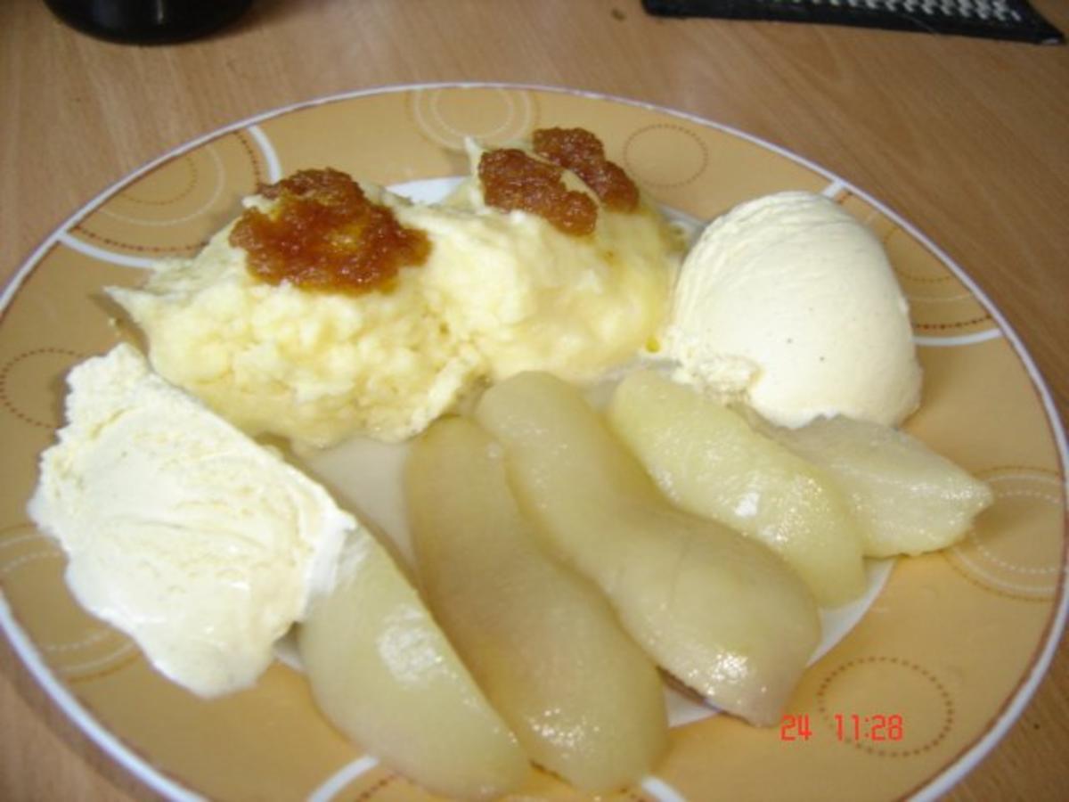 Bilder für Grießnockerl mit Birnenschnitz und Vanilleeis - Rezept