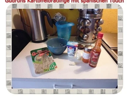 Rezept: Kartoffeln: Kartoffelbratlinge mit spanischen Touch und Knobi-Dip Bild Nr. 3 Kartoffeln: Kartoffelbratlinge mit spanischen Touch und Knobi-Dip - Rezept - Bild Nr. 3