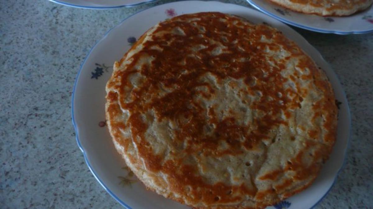 Saftige Apfelpfannkuchen - Rezept mit Bild - kochbar.de