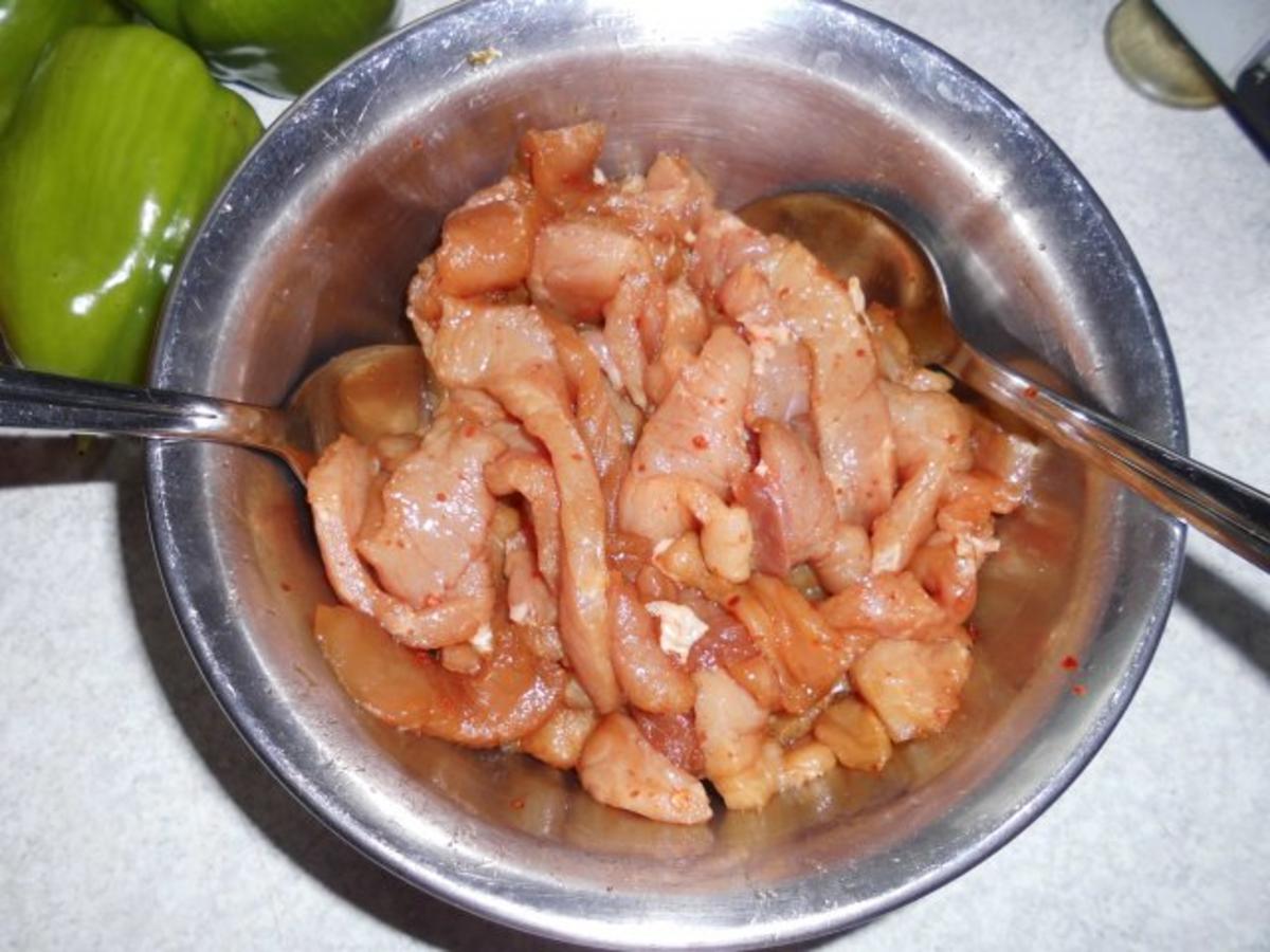 Schweineschnitzelstreifen mit Paprika in Soja-Sauce - Rezept - Bild Nr. 5