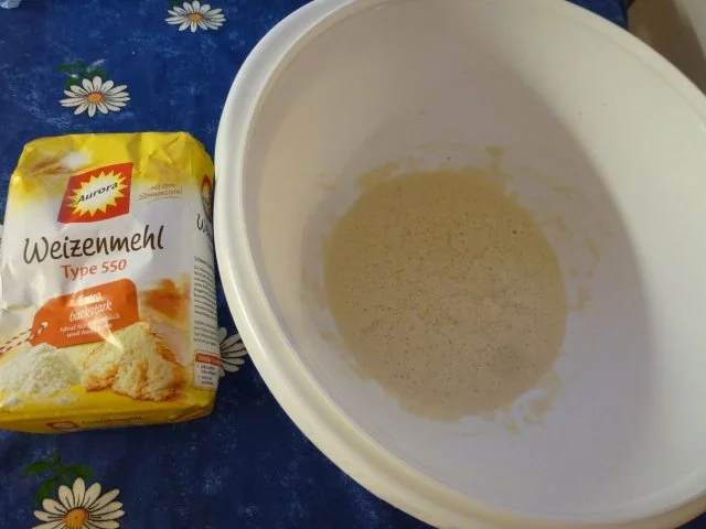 Knusprige Hefeteig-Wassersemmeln - Rezept - Bild Nr. 5