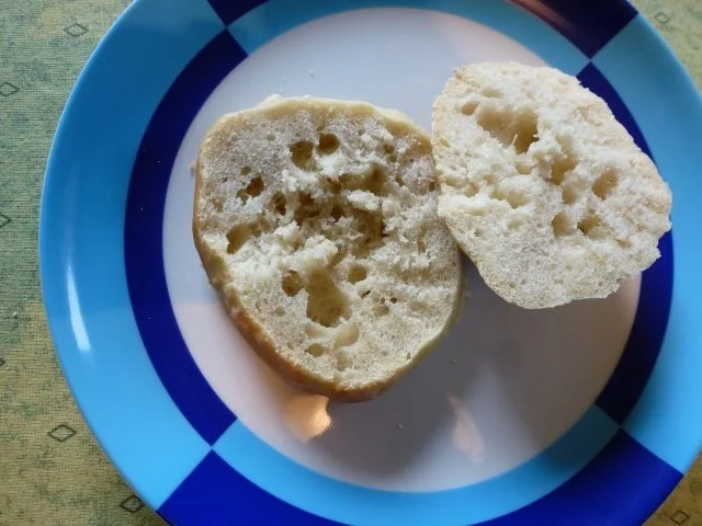 Knusprige Hefeteig-Wassersemmeln - Rezept - Bild Nr. 2