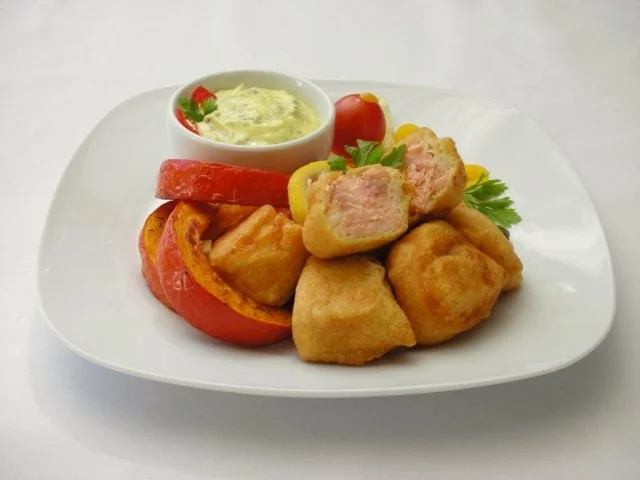 Lachs im Bierteig mit Remoulade und Kürbisspalten - Rezept - Bild Nr. 15