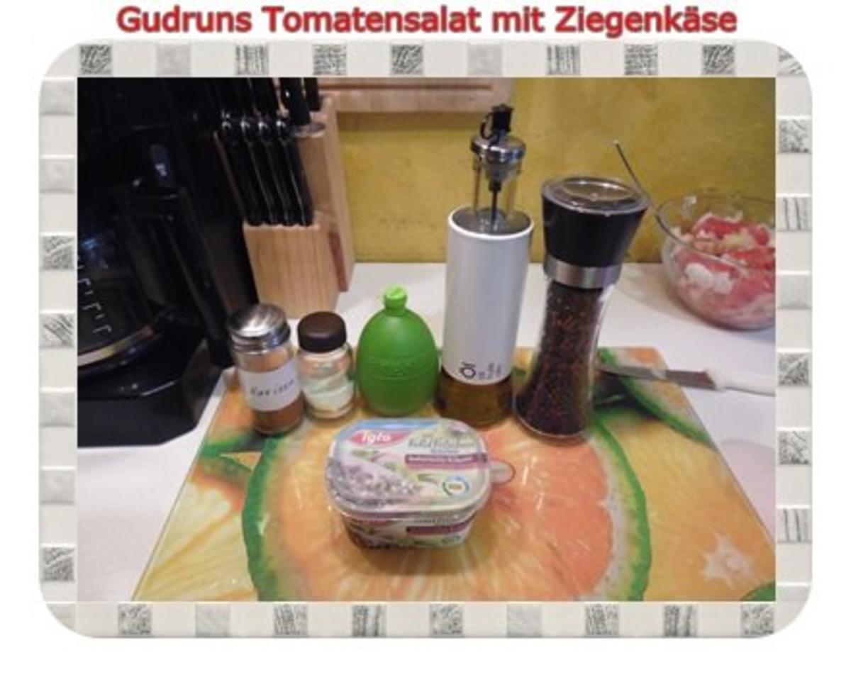 Salat: Tomatensalat mit Ziegenkäse - Rezept - Bild Nr. 5