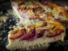 Walnuss-Zwetschgen-Kuchen mit Guss - Rezept