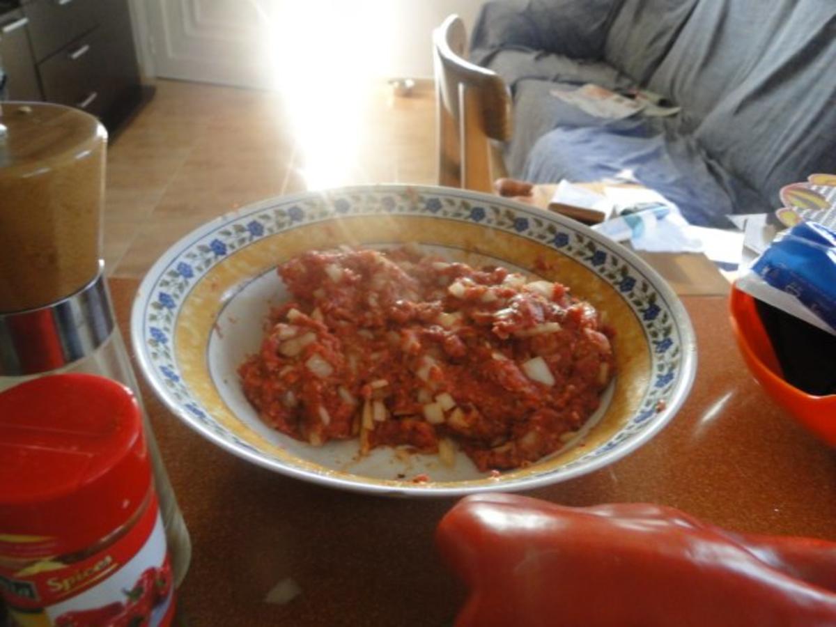 Hackfleischbällchen in  Tomatensauce gegart, hatte noch Leckere Tomatensauce übrig - Rezept - Bild Nr. 2