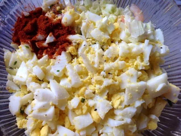 Rezept: Eiersalat mit Garnelen Bild Nr. 7 Eiersalat mit Garnelen - Rezept - Bild Nr. 7