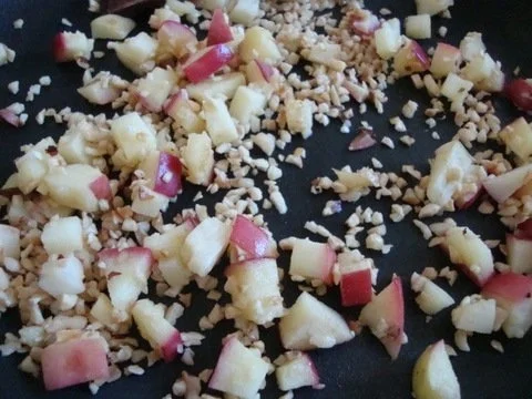 Maronen Cremesüppchen, exotisch angehaucht mit Apfel-Nuss Topping - Rezept - Bild Nr. 14