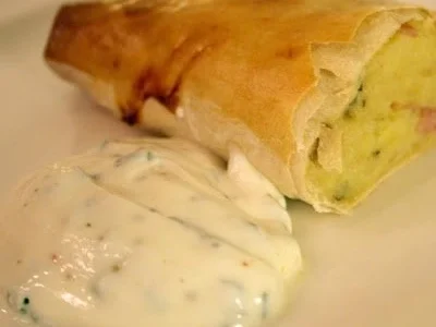 Leckerer Kartoffelstrudel (vegetarisch) - Rezept