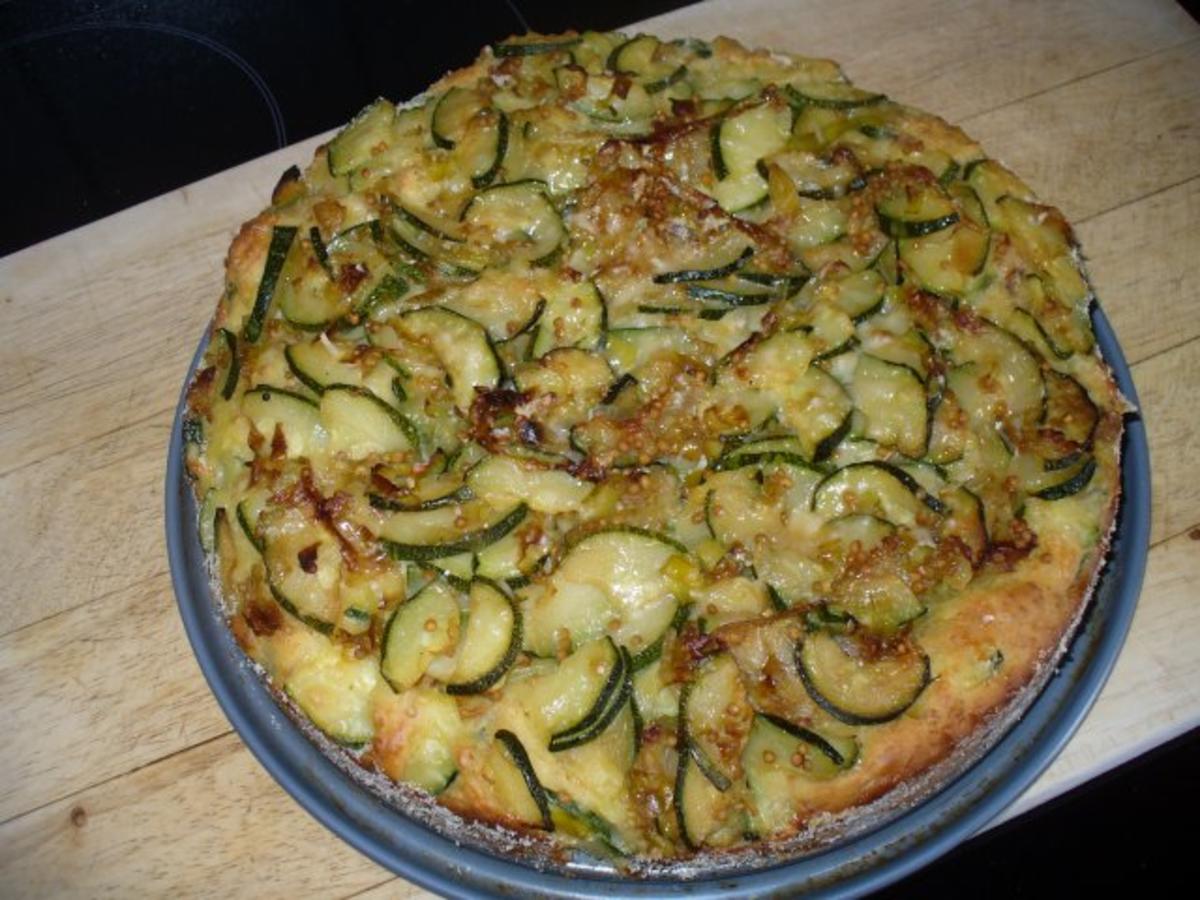 Bilder für Zucchini-Tarte - Rezept