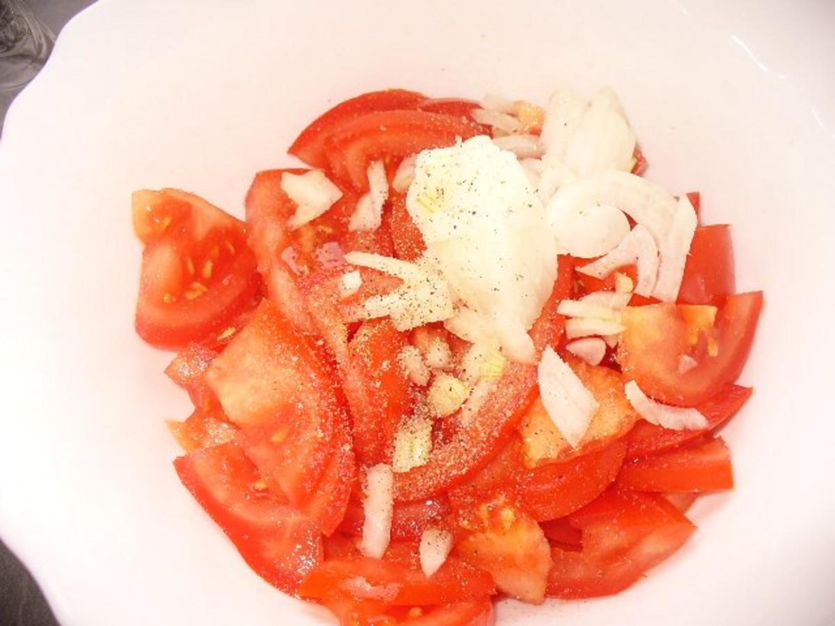 Zucchini-Möhren-puffer mit Tomatensalat - Rezept - Bild Nr. 7