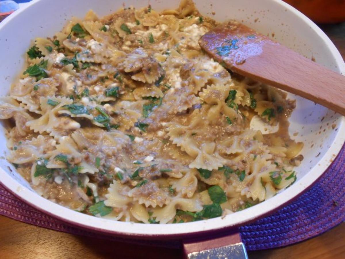 Bilder für Farfalle Funghi - Rezept