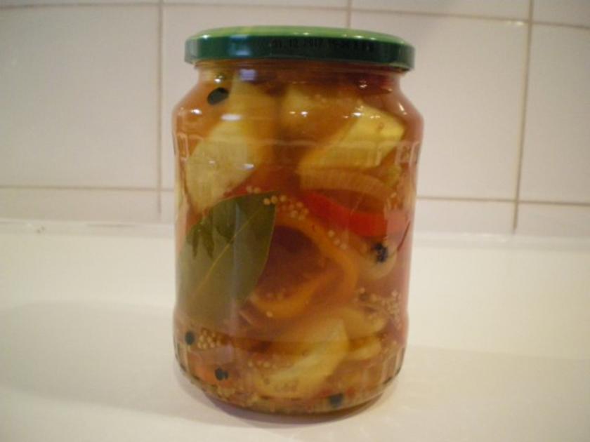 Zucchini süss sauer eingelegt nach asiatischer Art - einfach - 25 kcal/100g