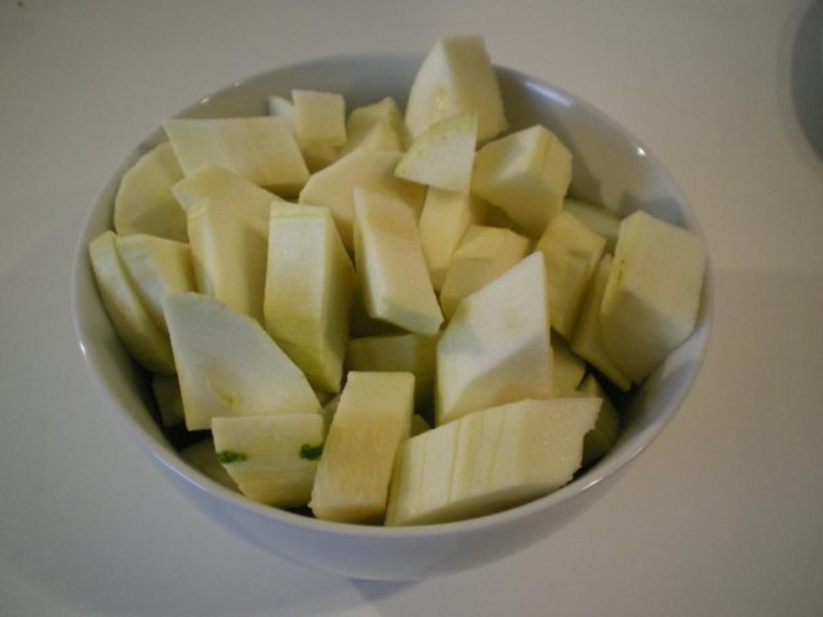 Zucchini süss sauer eingelegt nach asiatischer Art - einfach - 25 kcal/100g