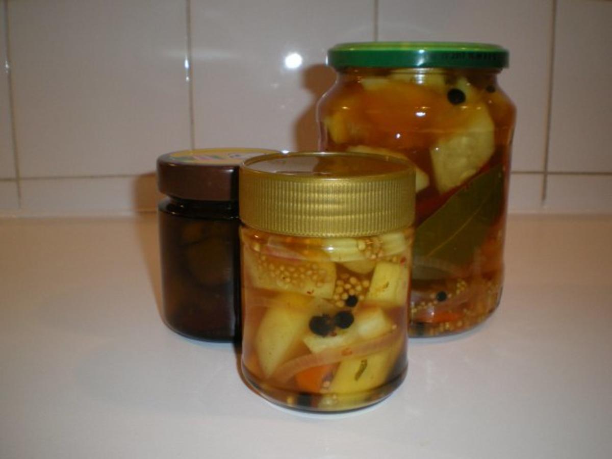 Zucchini süss sauer eingelegt nach asiatischer Art - einfach - 25 kcal/100g