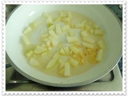 Champignons Tomaten-Rahmsauce zu den kunterbunten Nudeln - Rezept - Bild Nr. 9