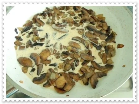 Champignons Tomaten-Rahmsauce zu den kunterbunten Nudeln - Rezept - Bild Nr. 13