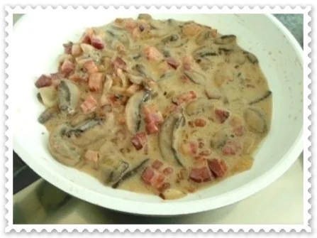 Champignons Tomaten-Rahmsauce zu den kunterbunten Nudeln - Rezept - Bild Nr. 15