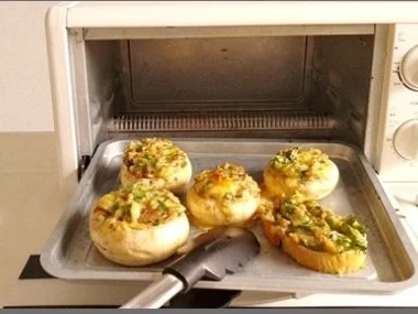 Champignonköpfe gefüllt und überbacken - Rezept - Bild Nr. 21