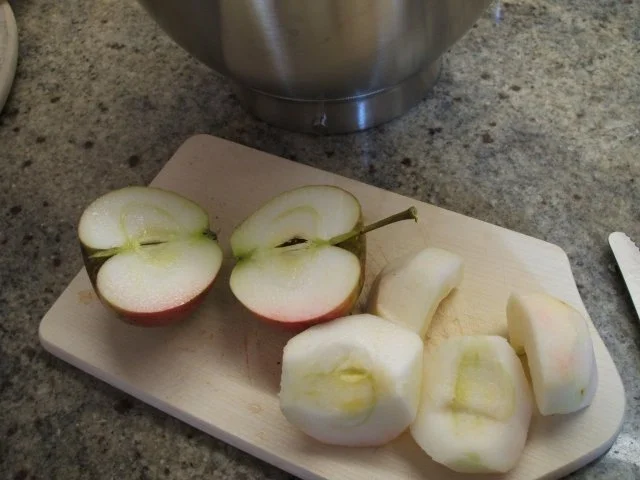 Rezept: Brot/Brötchen: Dinkel-Apfel-Brot Bild Nr. 3 Brot/Brötchen: Dinkel-Apfel-Brot - Rezept - Bild Nr. 3