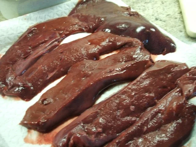 Rezept: Innereien: Gebackene Schweineleber Bild Nr. 2 Innereien: Gebackene Schweineleber - Rezept - Bild Nr. 2