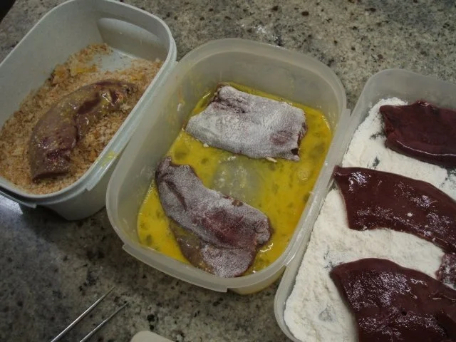 Rezept: Innereien: Gebackene Schweineleber Bild Nr. 3 Innereien: Gebackene Schweineleber - Rezept - Bild Nr. 3