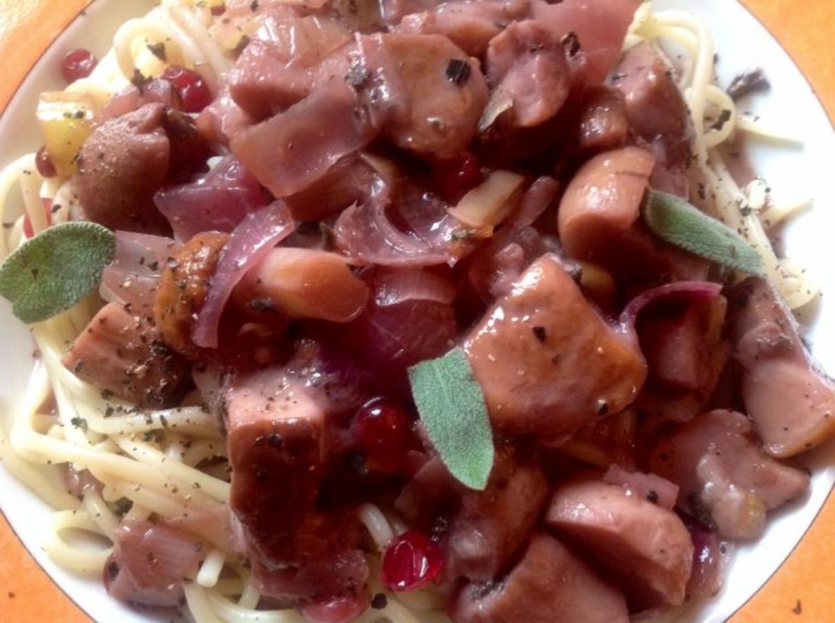 Spaghetti mit Steinpilzen in Rotwein - Preiselbeersoße - Rezept - Bild Nr. 2
