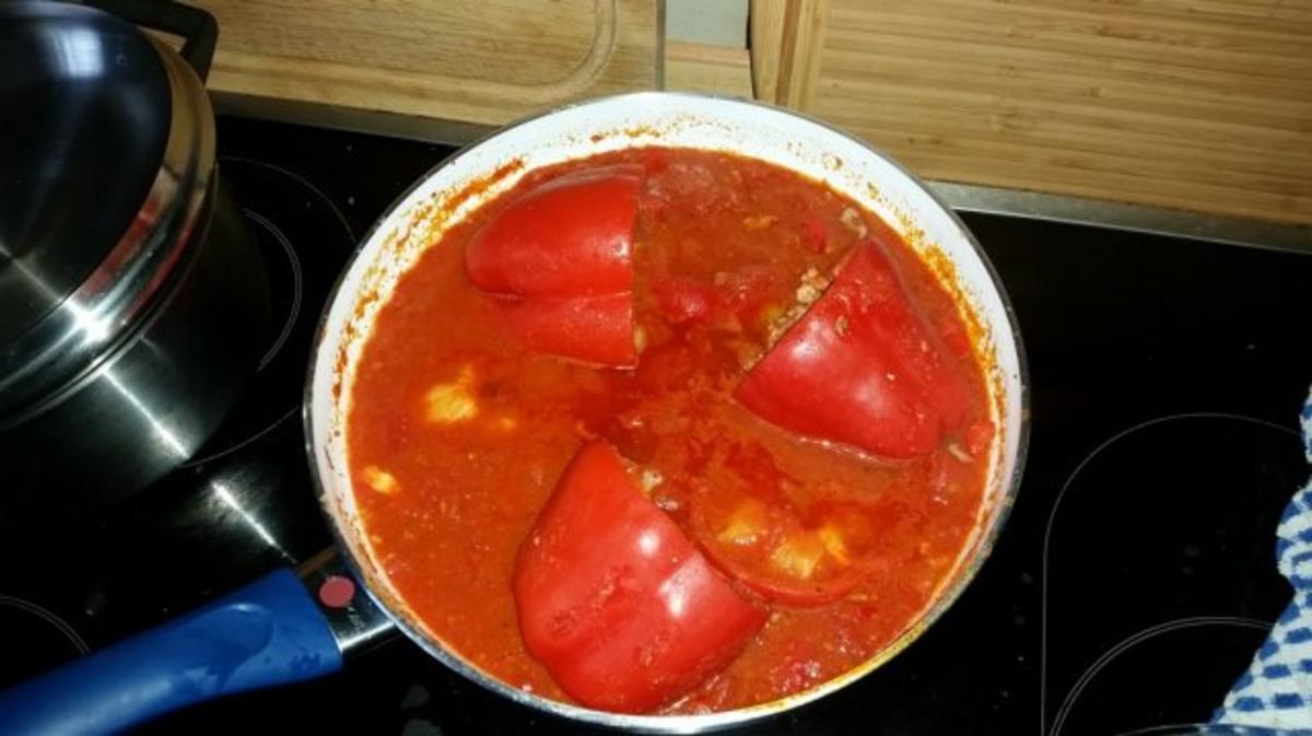 Gefüllte Paprikaschoten - Rezept mit Bild - kochbar.de