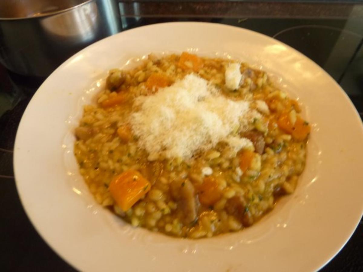 Bilder für Risotto mit Kurbis-Kastanien und Majoran - Rezept