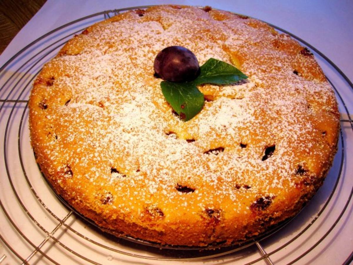 Pflaumenkuchen mit Eierlikör - Rezept mit Bild - kochbar.de