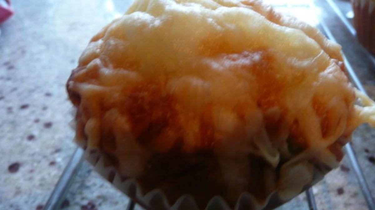 Bilder für Herzhafte Muffins mediterran - Rezept