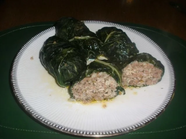 Rezept: Geschmorte Mangold Päckchen und Hackbällchen auf Tomaten Sugo Bild Nr. 2 Geschmorte Mangold Päckchen und Hackbällchen auf Tomaten Sugo - Rezept - Bild Nr. 2