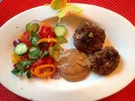 Rezept: Scharfe Bouletten und ein Feigen-Dip Scharfe Bouletten und ein Feigen-Dip - Rezept