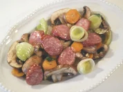 Bratwurst Pilz Gemüse Pfanne - Rezept