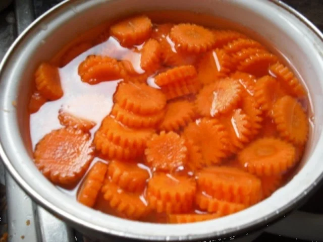 Rezept: Hähnchenchicken mit Erbsen-Möhrenblüten und Käsekartoffelstampf Bild Nr. 12 Hähnchenchicken mit Erbsen-Möhrenblüten und Käsekartoffelstampf - Rezept - Bild Nr. 12