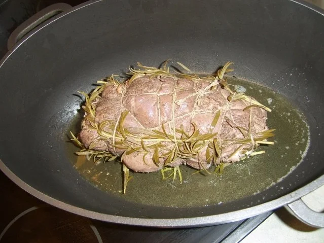 Rezept: Kalbsbrust mediteran gefüllt Bild Nr. 9 Kalbsbrust mediteran gefüllt - Rezept - Bild Nr. 9