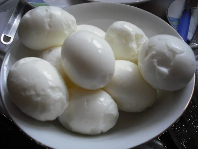 Rezept: Gekochte Eier mit Petersiliensauce und Drillingen Bild Nr. 4 Gekochte Eier mit Petersiliensauce und Drillingen - Rezept - Bild Nr. 4